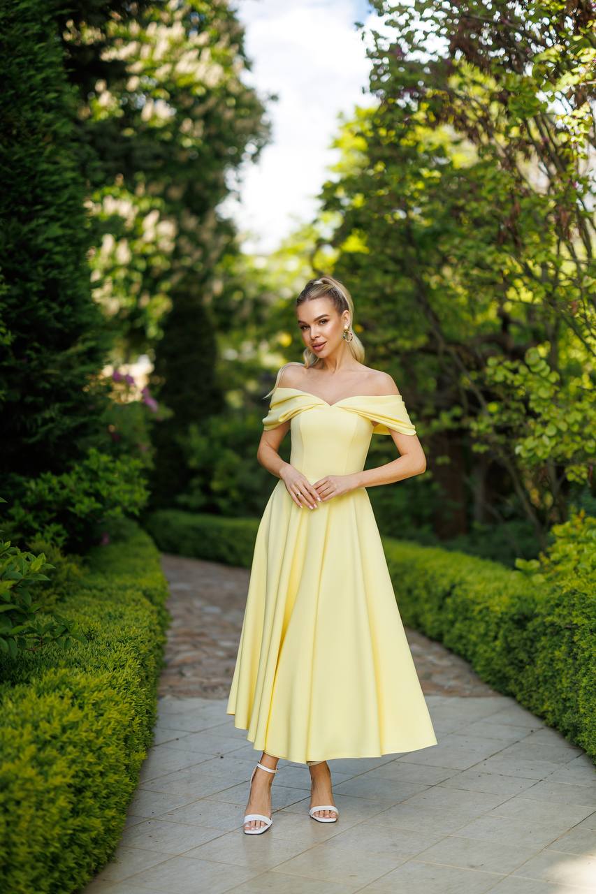Valentina Off-Shoulder Midi Dress Lemon