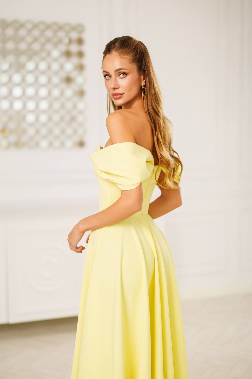 Aurélia Off-Shoulder Midi Dress