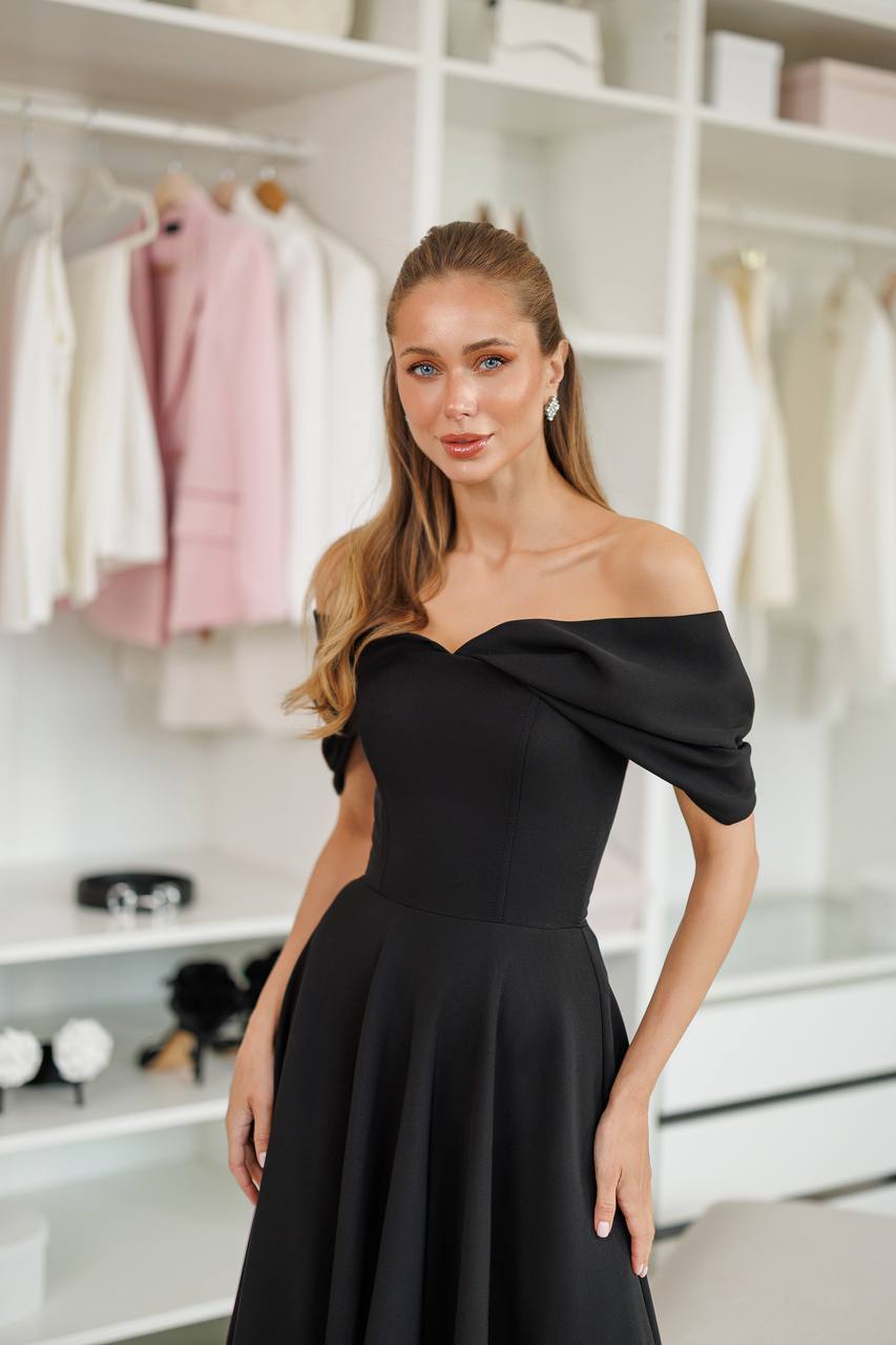 Aurélia Off-Shoulder Midi Dress
